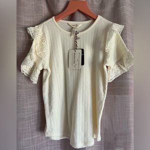 Ivory shirt with lace detail